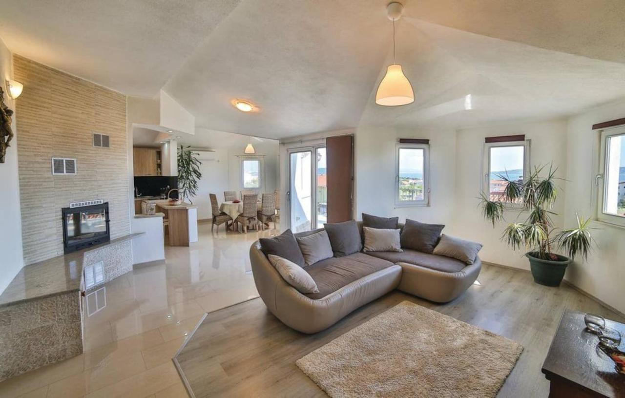 Holiday Home Chester With Heated Pool Kaštela 외부 사진