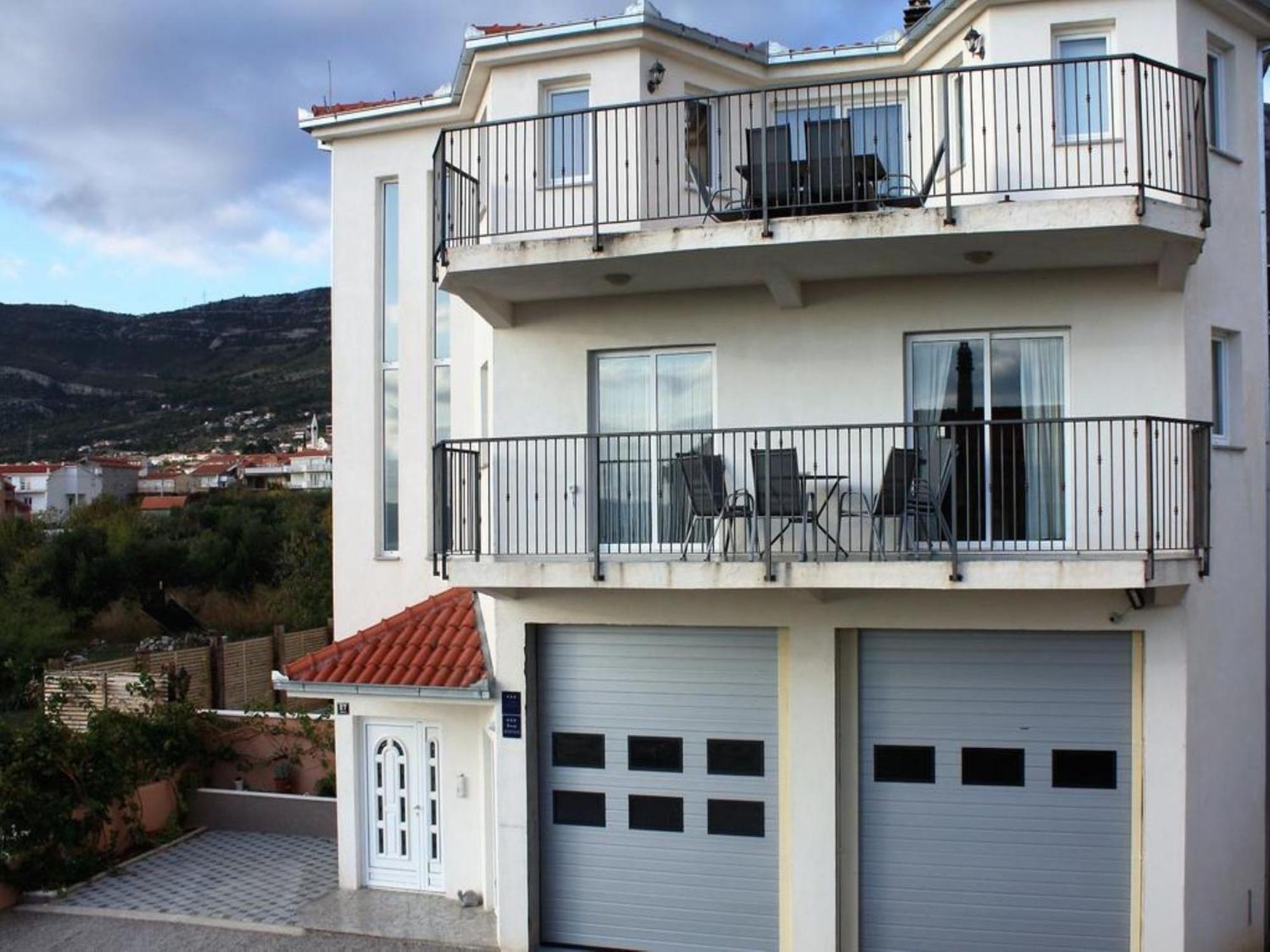Holiday Home Chester With Heated Pool Kaštela 객실 사진