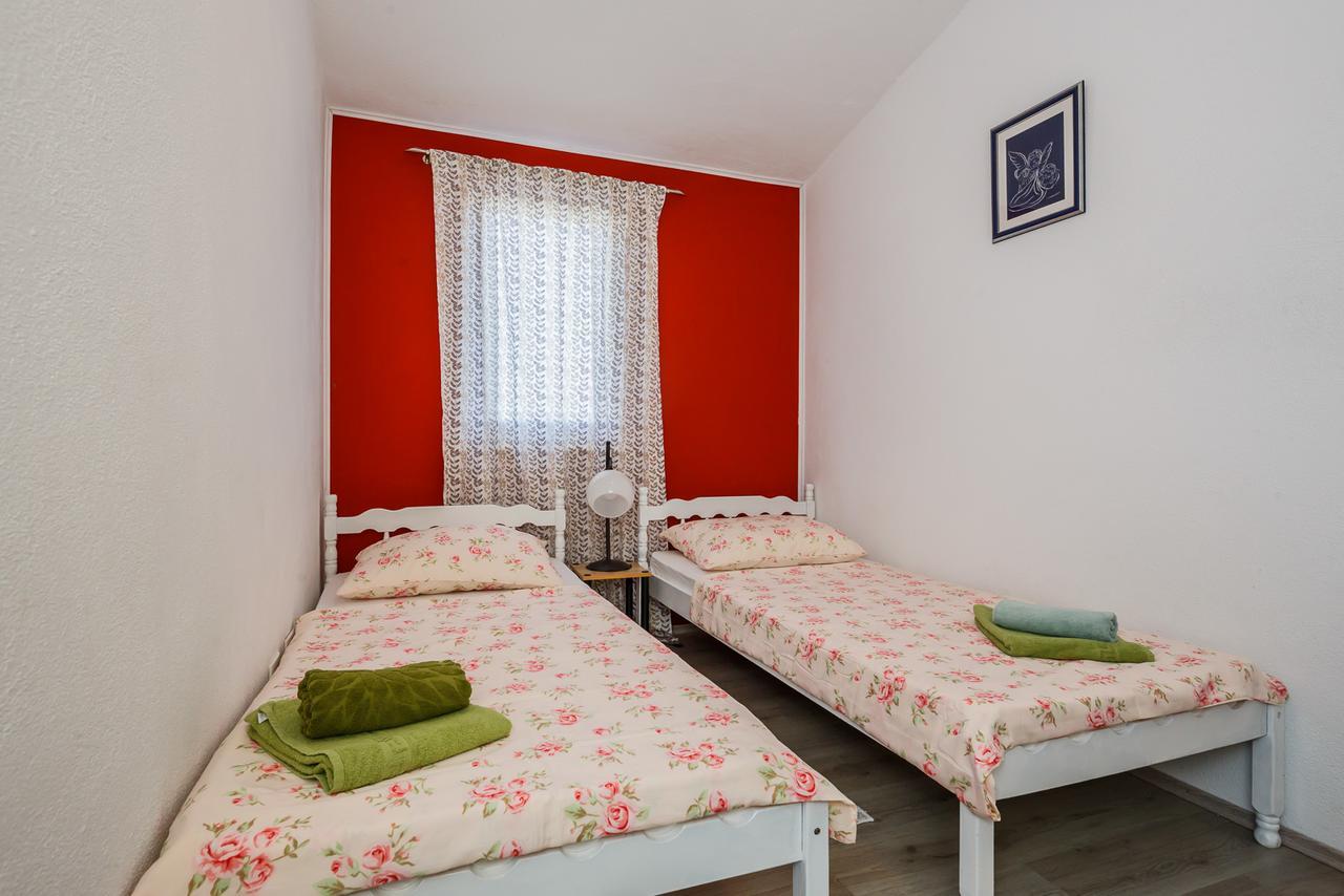 Holiday Home Chester With Heated Pool Kaštela 외부 사진